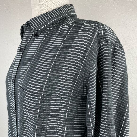 Koman Button Down Dress Shirt Size L (16-16.5) EUC - Picture 4 of 7